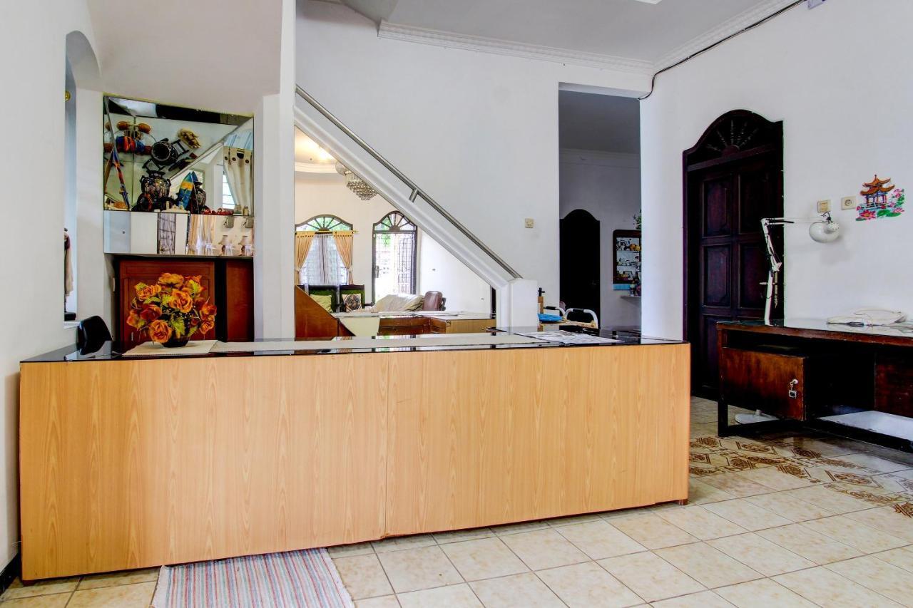 Spot On 92623 Mw 46 Guesthouse Pakualaman Экстерьер фото